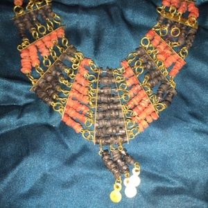 Wide colar beaded necklace